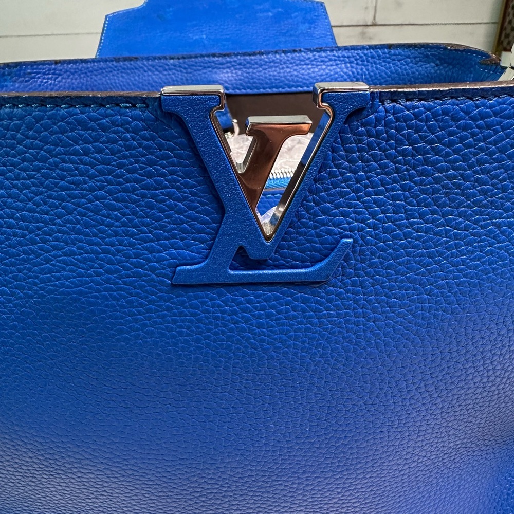SOLD Louis Vuitton Capucines GM Bag - Picture 15 of 16